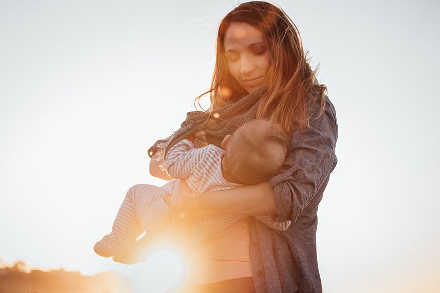tammy-nicole-photography-newborn-baby-maternity-breastfeeding-english-espanol-munich-motherhood11
