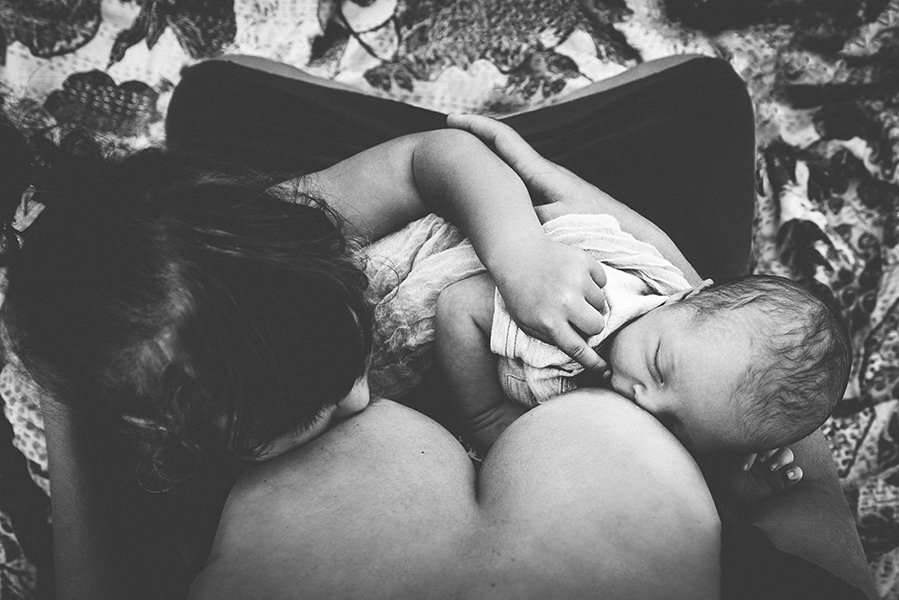 tammy-nicole-photography-newborn-baby-maternity-breastfeeding-english-espanol-munich-motherhood21