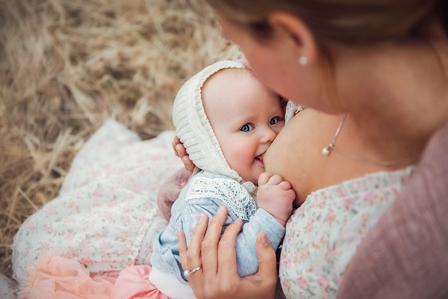 tammy-nicole-photography-newborn-baby-maternity-breastfeeding-english-espanol-munich-motherhood24